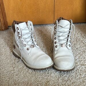 Timberland Women's Lace Up Boots - White and Rose Gold